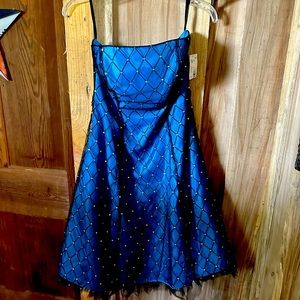 ONYX Nite party dress Size 7/8 new with tags